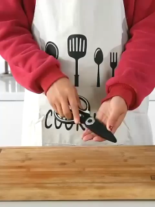 Gunting Dapur Serbaguna & Gunting Daging Stainless Tahan Karat