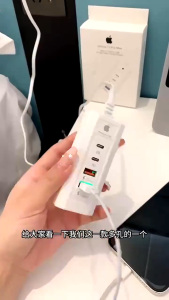 Ổ CẮM SẠC ĐIỆN THOẠI TÍCH HỢP 4 CỔNG SẠC  2 CỔNG SẠC PD 2 CỔNG SẠC USB SẠC NHANH - Ổ Cắm Điện PD 20W PD Sạc Nhanh Tiện Dụng Khi Đi Du Lịch