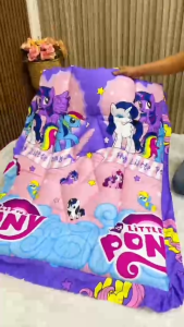 ที่นอนอนุบาล ลายเข้าใหม่!!! น่ารักๆ พับได้ มีสายสะพาย พกไปโรงเรียนได้ มีบริการเก็บเงินปลายทาง