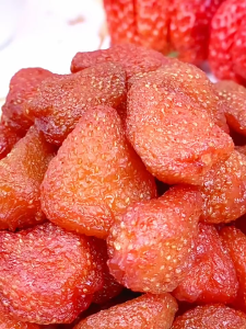 Buy 1 Take 1: Dried Strawberry Unsweetened Natural Snacks for Healthy Skin & Anti-Aging