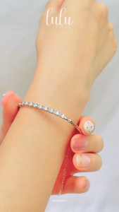 Lulu Moissanite Jewelry - Gelang Tennis Berlian Moissanite 1 Carat Lapis Emas 18K - Renata 9 Stones Tennis Moissanite Bracelet 1CT | Bangle Bracelet