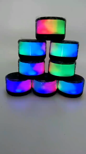 Loa Bluetooth Mini S300 Loa Không Dây Cầm Tay Đèn LED RGB Nháy Theo Nhạc Hỗ Trợ Thẻ Nhớ Công Suất 5W