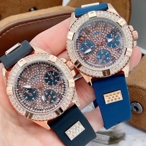 GG นาฬิกาผู้หญิง แฟชั่น รุ่น U1160L3 หน้าปัดคริสตัล สายนาฬิกา ยางเรซิน ขนาด 40 มม