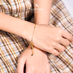 Xuping Gelang Rante Nuri Wanita Kasual Motif Koin