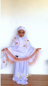 Mukena Anak SD Lucu Bordir Bunga Timbul Bahan Katun Rayon Adem Mukena Tanggung Kado Ulang Tahun Lebaran Cute Series By Malaikamoza