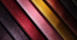 TODA ผ้าอิตาเลี่ยน ผ้ากำมะหยี่ขนสั้น ลายเรียบมีกากเพชร ผ้าหุ้มเฟอร์นิเจอร์ หน้ากว้าง 144 cm. รุ่น ITA100 ผ้าอิตาเลี่ยน คือ ผ้าอิตาเลี่ยน คุณสมบัติ - Lazada