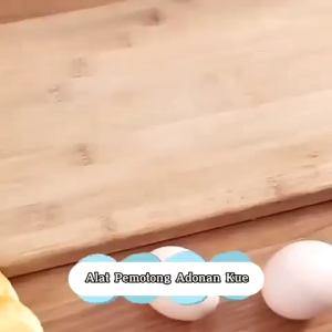 Pisau Plastik Pemotong Adonan Kue & Dough Scraper: Alat Potong Adonan Roti