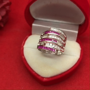 แหวนเงินฝังเพชร ทับทิม ชุบเงิน ใส่เสริมบารมี ใส่ได้ทุกโอกาส ใส่ออกงานได้ งานสวย พร้อมส่ง