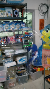 ANDATOY เป่าฟองสบู่ ปลาโลมาเป่าฟอง มีไฟ ฟองเยอะ คละสี ZA0688