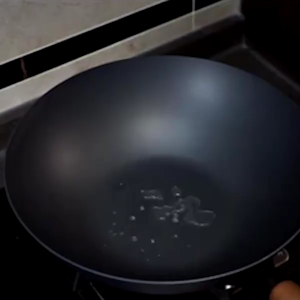 Non Stick Metal Wok Iron Wok Pre Seasoned Traditional Wok Non-Coated Carbon Steel Cooking Wok