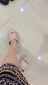 BUENOR SANDAL SELOP WANITA KEKINIAN MODEL BARU WEDGES 5CM ELEGAN BAHAN EVA JELLY EMPUK & ANTI-SLIP
