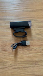 [READY STOCK] Lampu Depan Sepeda Cree Led 300lm Rechargeable