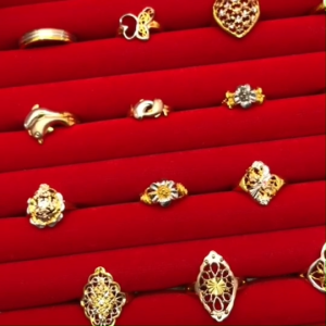 แหวนทองสามกษัตริย์ 3k ลายดอกไม้ ฉลุตัดลาย หัวใจ ปลาโลมา ผีเสื้อ เสริมบารมี ใส่ได้ทุกโอกาส แหวนแฟชั่น ดีไซน์สวย งานชุบ