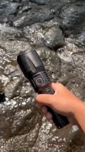 SENTER LED ZOOM DUTRON ARMOR MAX - CAHAYA SUPER TERANG - ZOOM LASER - JARAK JAUH - 3 MODE - ALUMINIUM ALLOY - TYPE-C