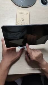 Metal Mobile Phone Holder Mount Stand Bracket Whale Modeling Folding Rotating Flat Bracket