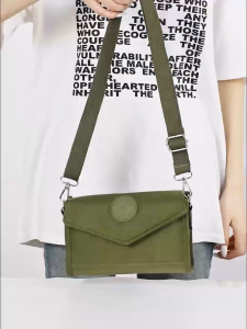 DEOBAGS TAS SELEMPANG ATAU TAS BAHU WANITA / SLING BAG WANITA POLOS TAS NYLON / PIOMA 00P0076 QUEEN