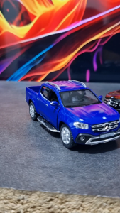 Diecast Miniatur Mainan Mobil Pick Up Double Cabin Mercedes Benz X-Class Buka Pintu Metal