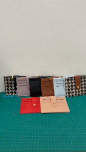 Forever Young Dompet Mama Minimalis Muat Kartu dan Cash FY 014 Bahan Sintetis Tebal ada Kancing