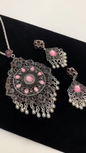 สร้อยคอโชกเกอร์ลงยา สร้อยสีเงินรมดำ พลอยชมพู-พลอยเขียว /สร้อยคอเจ้านาง ราคาถูกที่สุด (ขายปลีก-ส่ง) สร้อยโชกเกอร์รำเซิ้ง/เจ้าสาว/เจ้านาง/ล้านนา