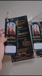 Undangan Pernikahan Elegan Seri Glossy - Desain Premium Hangtag Warna Navy/Biru Laut/Perak