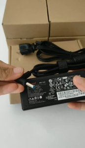 Sạc Laptop Hp 19.5V - 3.33A - 65W Chân Kim Nhỏ ( Đầu Màu Xanh) Dành Cho Hp Envy