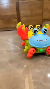 Mainan robot kepiting lampu dan music ada tali KEPITING BO JOGET JALAN CARTOON CRAB DANCING