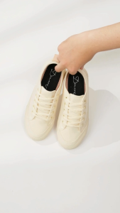 Giày Sneaker Nữ Vải Canvas Dincox C20 Off/White Sang Trọng Tinh Tế