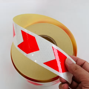 Decal phản quang mũi tên - Đỏ Trắng rộng 5cm băng keo phản quang bán theo mét - Shop Út Lớn