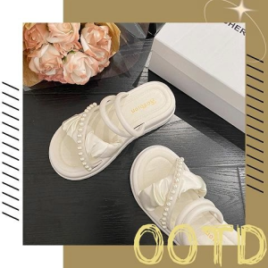 LKShoes งานมาใหม่พร้อมส่งมาก รองเท้าแตะสไตล์เกาหลี งานเกาหลีต้องยกให้รุ่นนี้เลยคุณน้า งานสายไขว้ทรงดี ดีเทลประดับมุกที่สายคือติดแกลมมาก มีให้เลือกด้วยกัน 2 สี ใครยังไม่มี สั่งโลดดด