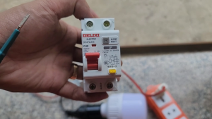 Át AptomatCB chống rò chống giật - Chống quá tải 2 pha 20A32A và 63A RCBO Delixi