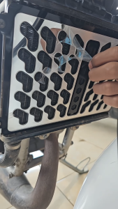 COVER RADIATOR NINJA R DAN NINJA SS AKRILIK PNP TINGGAL PASANG ORIGINAL PNB