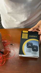 Đầu Thu Tai Nghe Không Dây ELEBEST SK760 - Giúp Tai Nghe Có Dây Thành Tai Nghe Không Dây Wireless Cao Cấp Thiết Kế Nhỏ Gọn Dung Lượng Pin Lớn