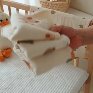 Sweetybayibayi 25*50cm Baby Cotton Towel 4 Layer Kids Towel Cotton Gauze Baby Face Towel BearHead Handkerchief Washcloth