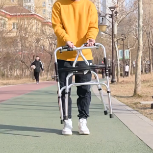 วอร์คเกอร์ เบาโอน พับได้ เทียบ เครื่องช่วยเดิน เบาโอน เครื่องช่วยเดิน อุปกรณ์สำหรับฟื้นตัว มีเบาโอน ถอดออกได้ พับได้