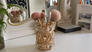 Kotak Penyimpanan Kristal & Pengatur Kuas Rias: Ornamen Kristal Luxury Eropa