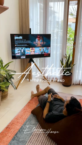 Bracket TV Standing 43 up to 70 inch Standing Tripod TV LED Aesthetic