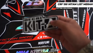 Decal Stiker CRF 150 L Custom Full Body Dekal Sticker Striping CRF 150 L Merah Hitam D-I2-003/I2-930
