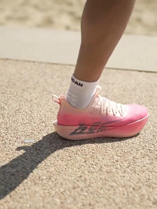 QIAODAN FEIYING Fei Ying Plaid 1.5 Professional Running Shoes sports shoes For Men 2023 New Carbon Plate Marathon Shock Absorption Sneakers BM23230290T