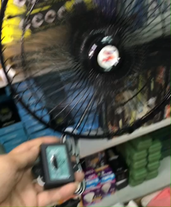 พัดลมติดรถยนต์ พัดลมรถตู้ รถยนต์เก่ง รถกะบะ 12V ขนาด 10นิ้ว-6ใบพัดสายได้ มีขาหนีบจับที่แข็งแรง ทนทาน