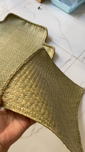 Cặp vỉ buồm đan Thủ Công tấm Cỏ Bàng ủ xôi cho thùng đá thùng xốp vừa giữ nhiệt và chống dính xôi đầy đủ kích thước