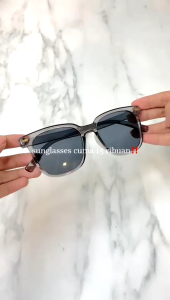 OKULARY D1 Kacamata Hitam Pria dan Wanita Anti Sinar UV Kacamata Wanita Stylish FREE POUCH