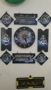 Jam Dinding Kaligrafi 3D: Desain Unik & Dekorasi Ruang Tamu