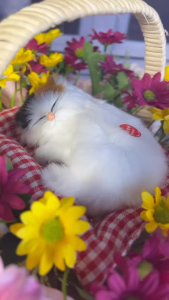 Hoa Giả Giỏ Hoa Lụa Giả Mây Đan Trang Trí Nhà Cửa Văn Phòng Làm Đạo Cụ Chụp Ảnh- (Mẫu 17-Dáng Chữ Nhật Mèo Vàng Đỏ)