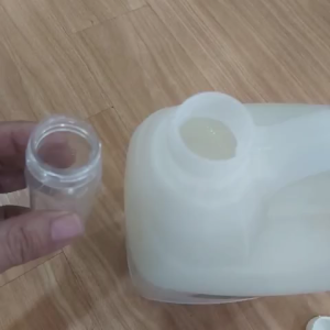 5 Lít Nước Giặt Hương Comfort Trắng