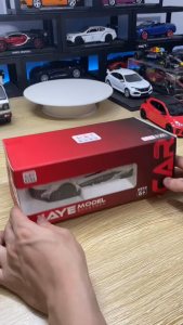 Mô Hình Xe Ôtô Kim Loại 1/24 Siêu Xe MCLAREN P1 GTR Dùng Để Trưng Bày Bàn Làm Việc