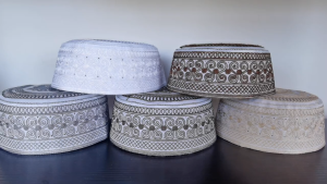 Pecic Assagofah Sholat/Songkok Bordir/Kopiah Bordir/Topi Sholat Pria Model Terbaru K-04