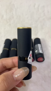 Revlon Super Lustrous The Luscious Mattes Lipstick Hydrating Smoothening Moisturizing Lipstick 4.2g