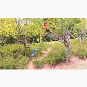 ธงกังหันลมสีรุ้ง ของแต่งเต็นท์ ตกแต่งเต๊นท์ ของแต่งแคมป์ ธงสีรุ้ง ว่าวสีรุ้ง กังหันลม แบบเกลียว สีรุ้ง พับได้ กังหันแต่งสวน สําหรับบ้านและสวน