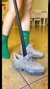 63cm Professional Plastic Shoe Horn Long Handle Shoehorn Useful Shoe Lifter Magnetic Shoe Spoon Home Pregnant Tools