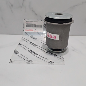 BUSING KAPAS BAWAH BESAR TOYOTA HILUX REVO 48655-0K080